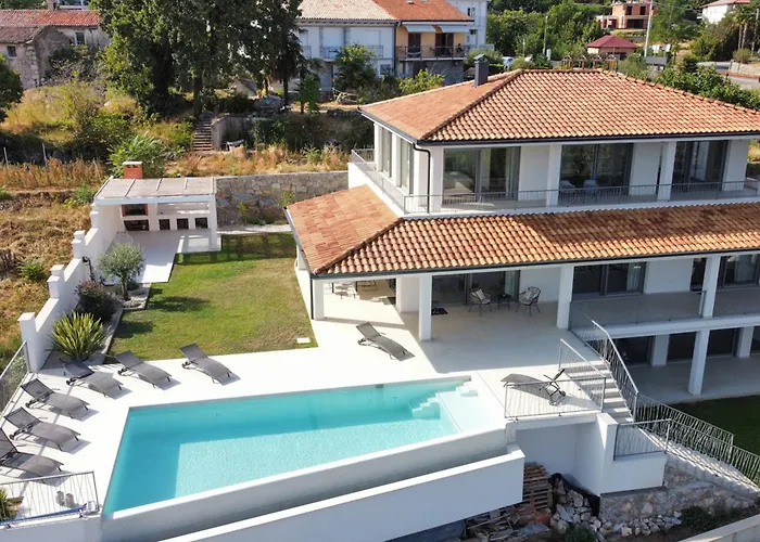 Maritima Opatija-meerblick-infinity Pool-luxus-relax 빌라