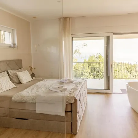 Maritima Opatija-meerblick-infinity Pool-luxus-relax